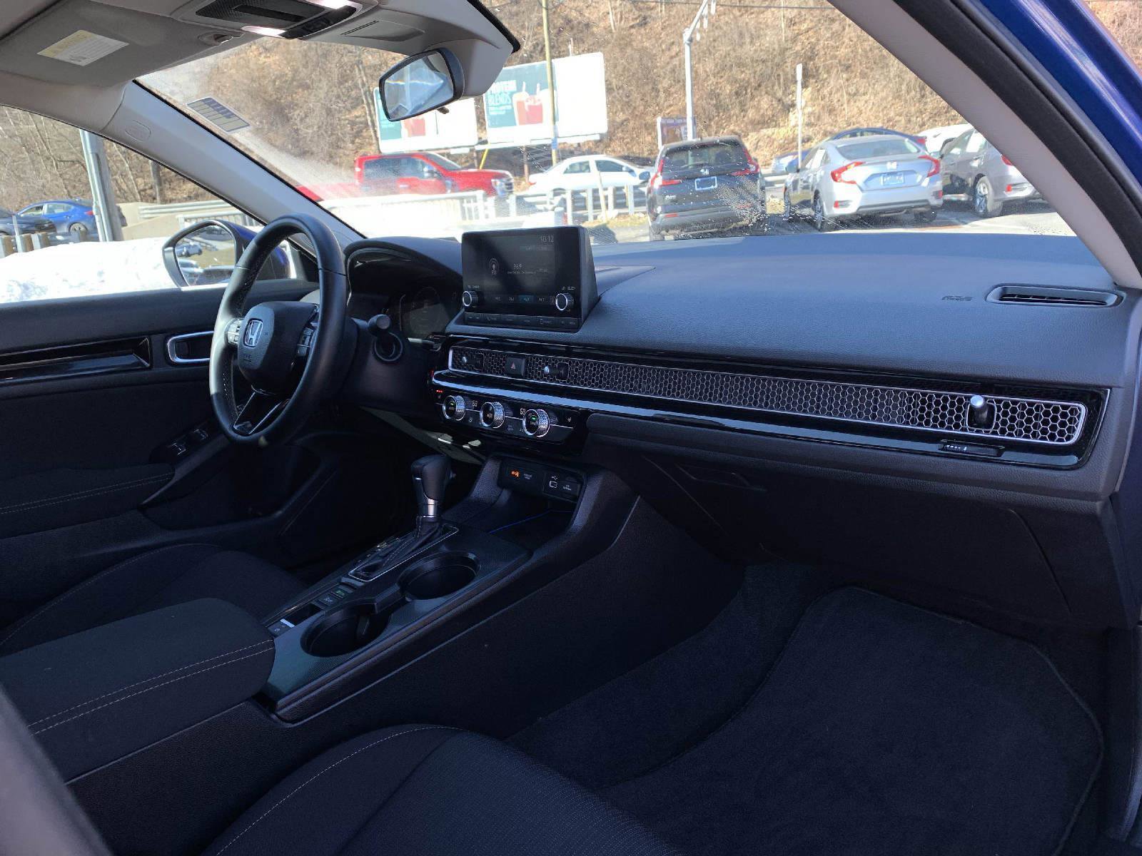 Used 2023 Honda Civic EX image 41