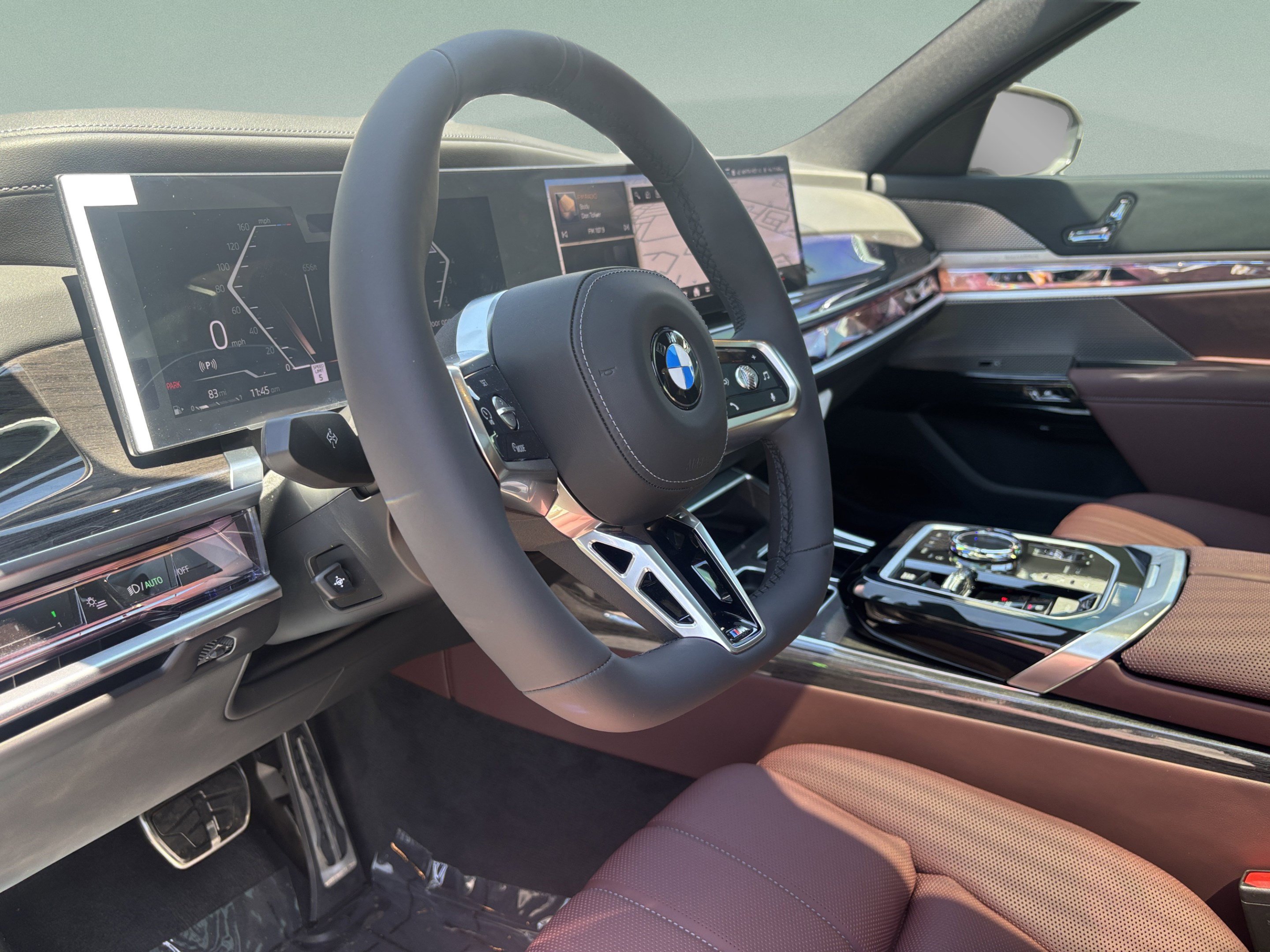 Used 2026 BMW 760i xDrive w/ Executive Package AWD/4WD image 24