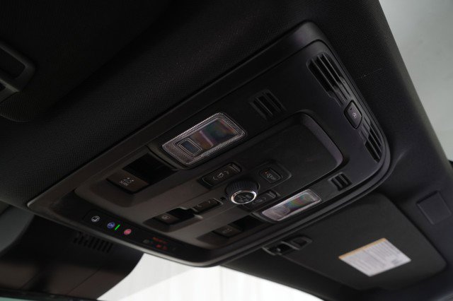 Used 2025 Chevrolet Tahoe High Country image 48