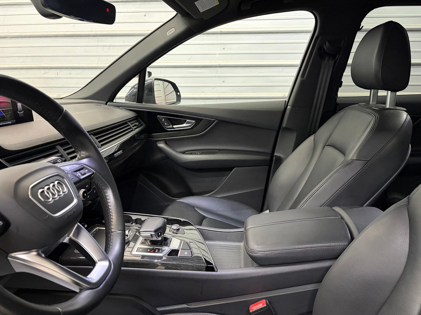Used 2019 Audi Q7 3.0T Premium w/ Convenience Package AWD/4WD image 23