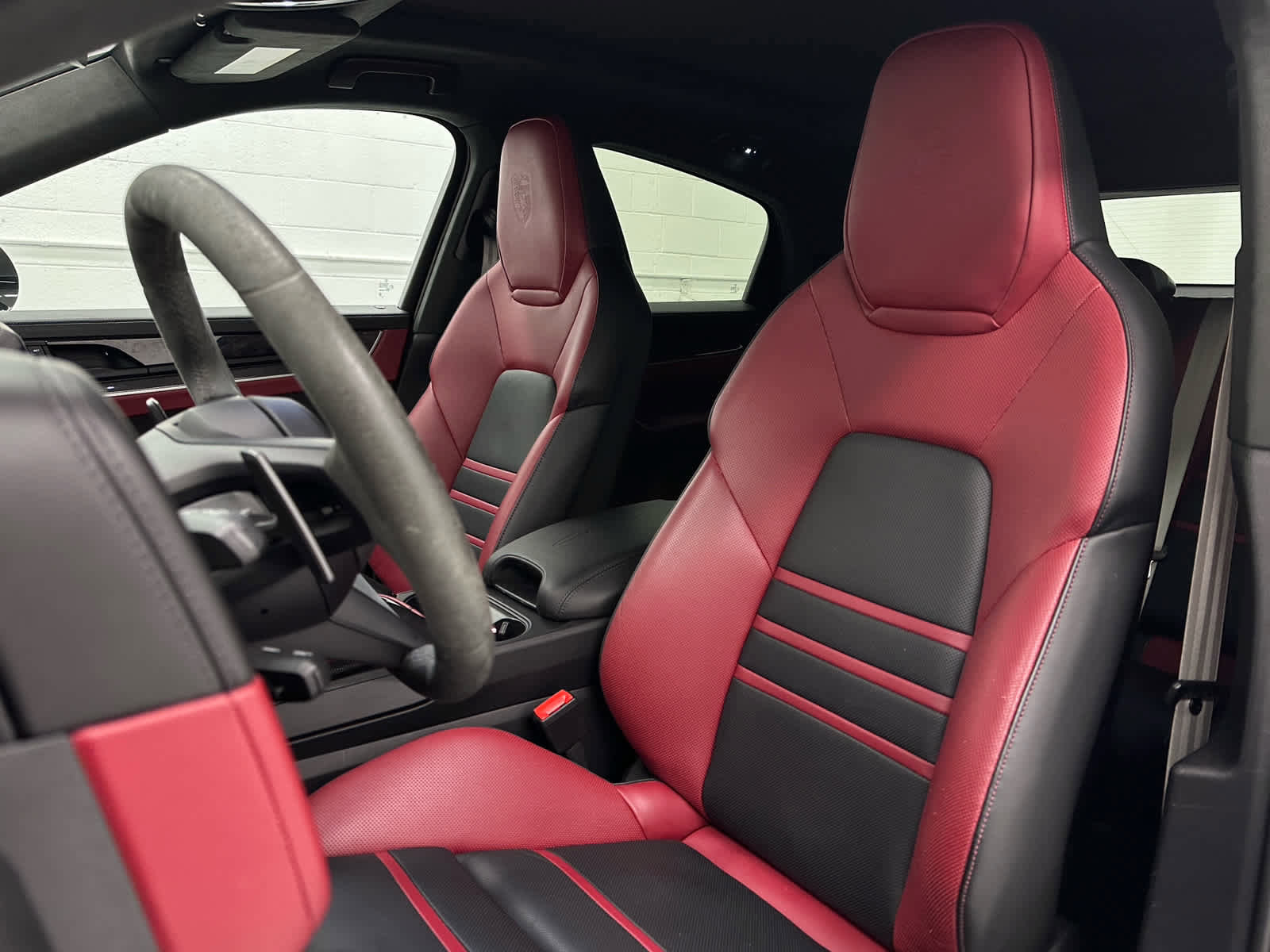 Used 2024 Porsche Cayenne S image 12