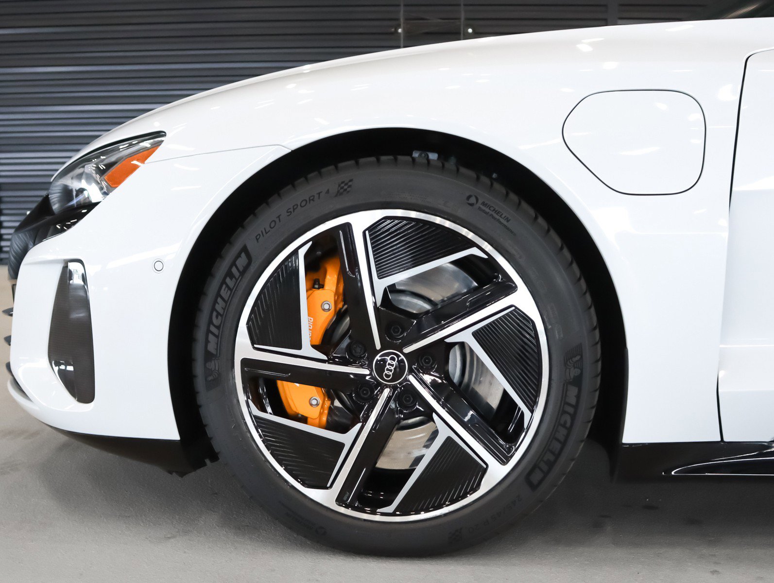 Used 2024 Audi RS e-tron GT w/ Carbon Performance Package image 4