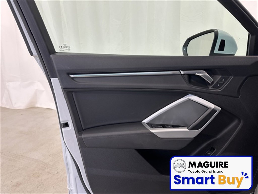 Used 2021 Audi Q3 2.0T Premium Plus w/ Premium Plus Package image 17