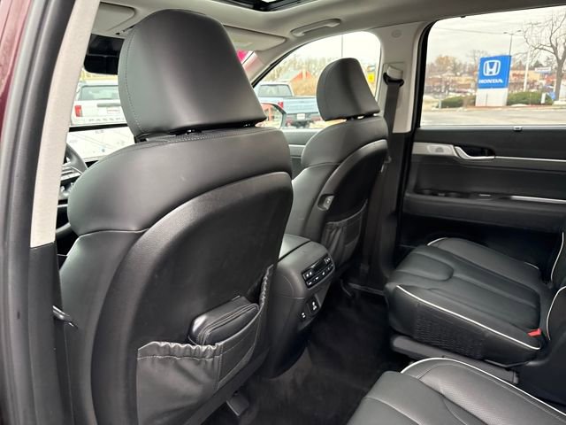 Used 2023 Hyundai Palisade SEL w/ Premium Package image 22