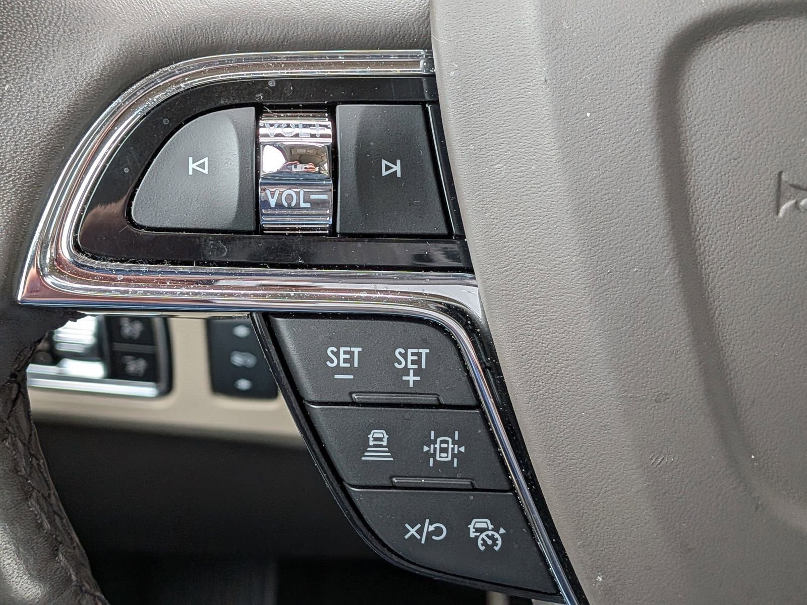 Certified 2023 Lincoln Navigator Reserve image 28