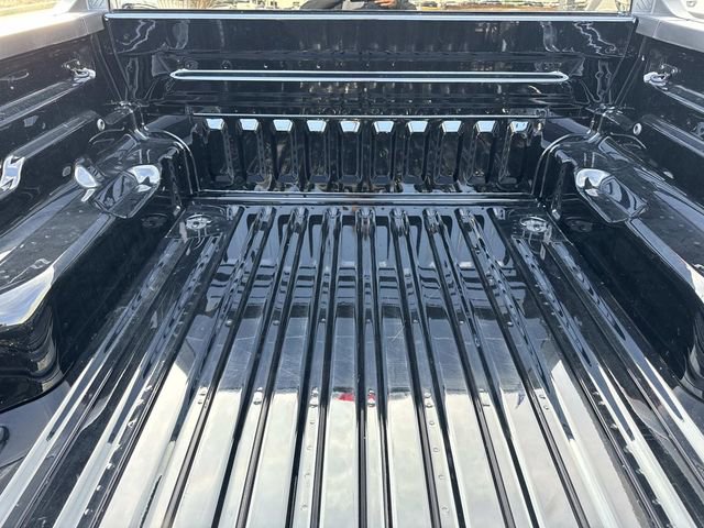 Used 2025 Ford Maverick XLT w/ XLT Luxury Package image 14