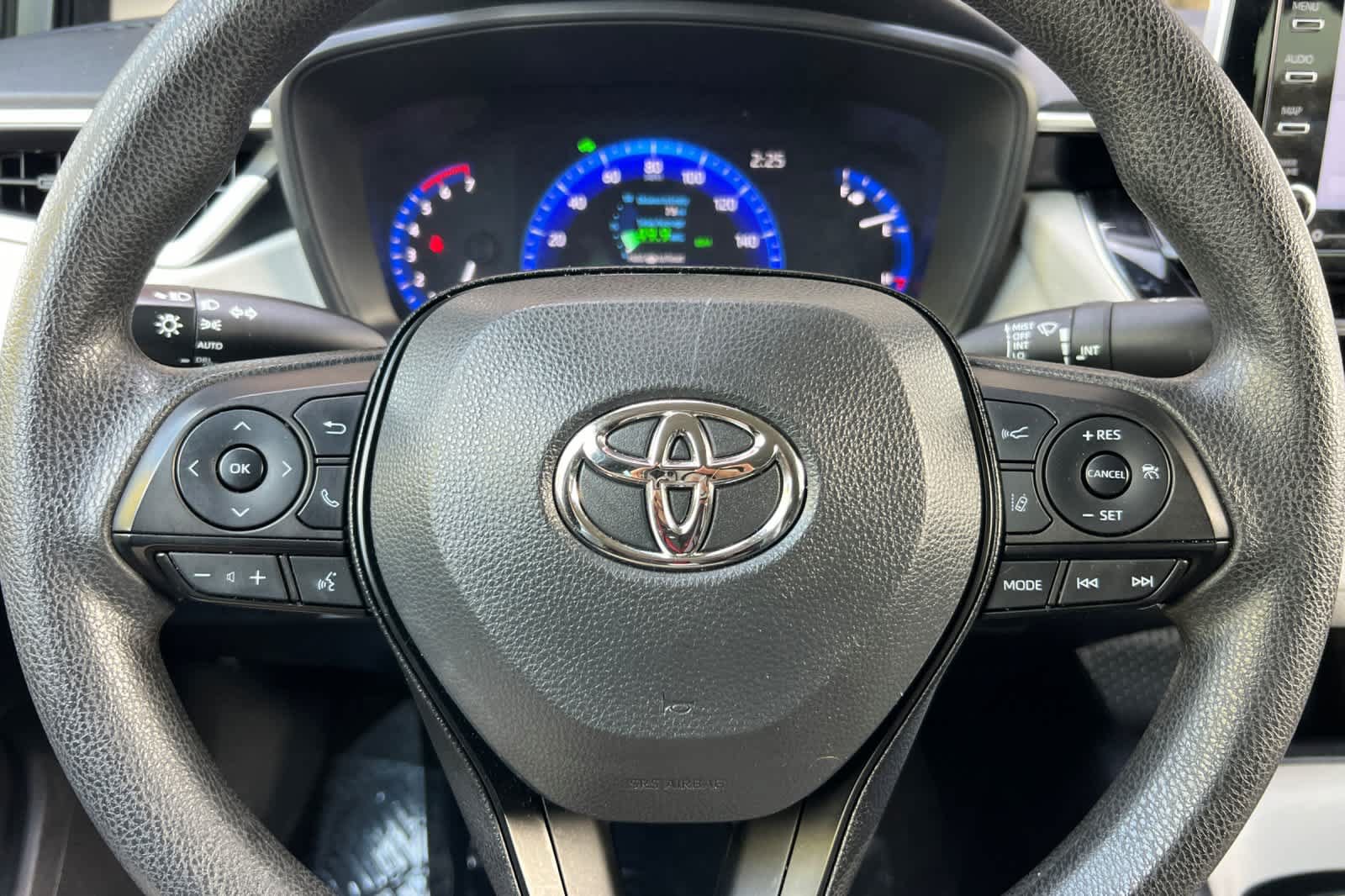 Used 2021 Toyota Corolla LE FWD image 23
