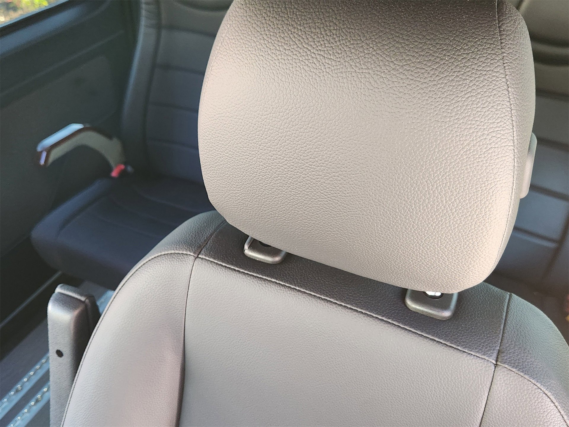 Used 2024 Mercedes-Benz Sprinter 3500 image 25