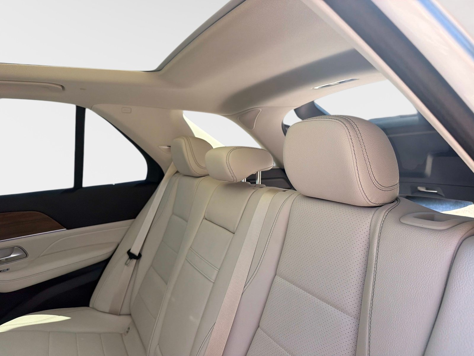 Certified 2025 Mercedes-Benz GLE 350 4MATIC image 15