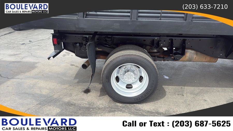 Used 2018 RAM 5500 Tradesman w/ Payload Upgrade Package AWD/4WD image 11