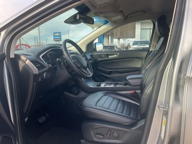 Used 2020 Ford Edge SEL image 2