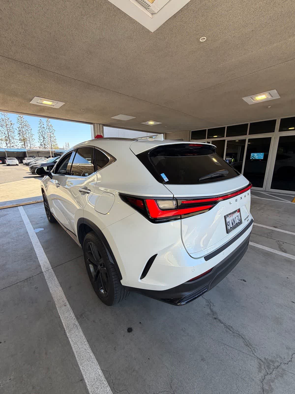 Used 2024 Lexus NX 450h+ AWD w/ Vision Package image 7