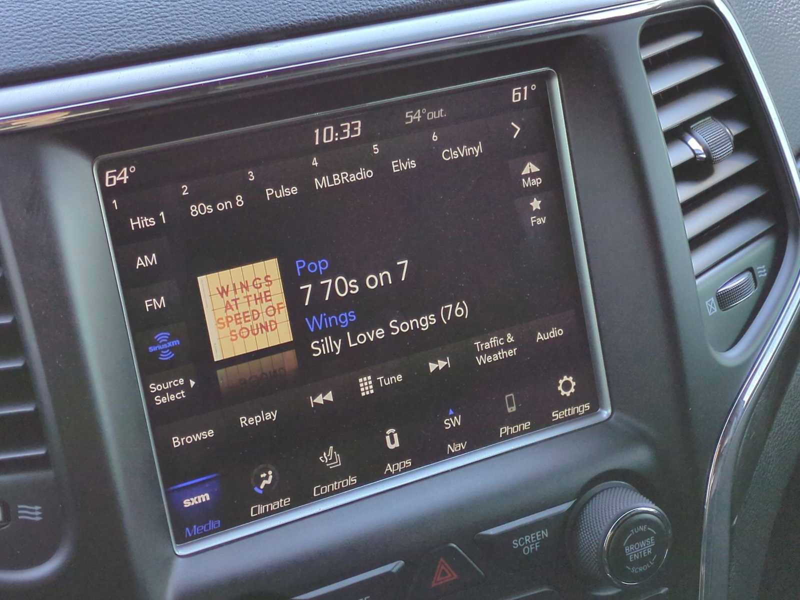 Used 2018 Jeep Grand Cherokee Altitude image 13