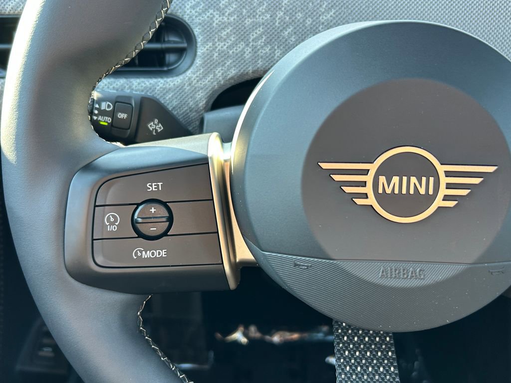 Used 2025 MINI Cooper S image 19