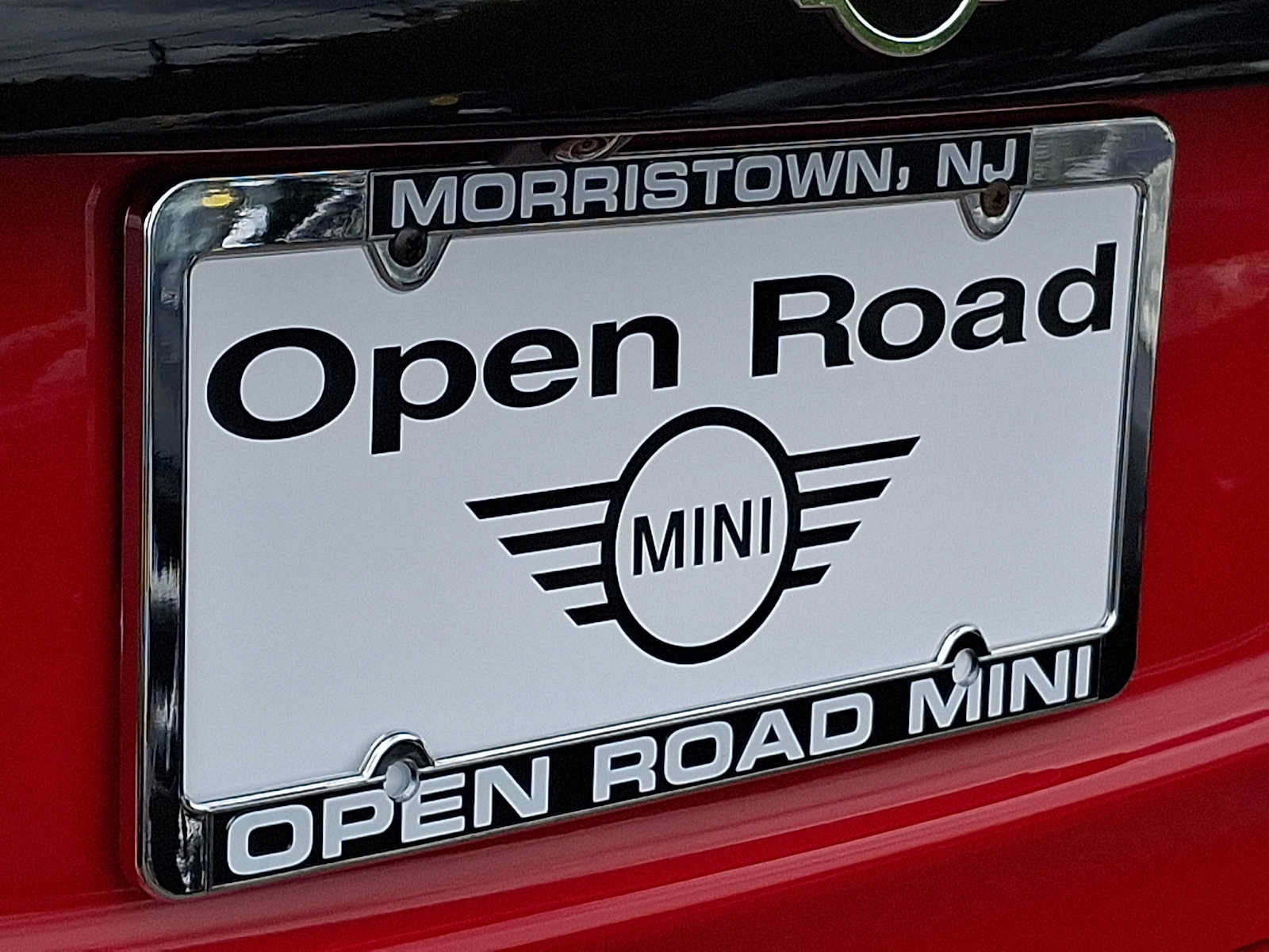 Used 2024 MINI Cooper 2-Door Hardtop FWD image 30