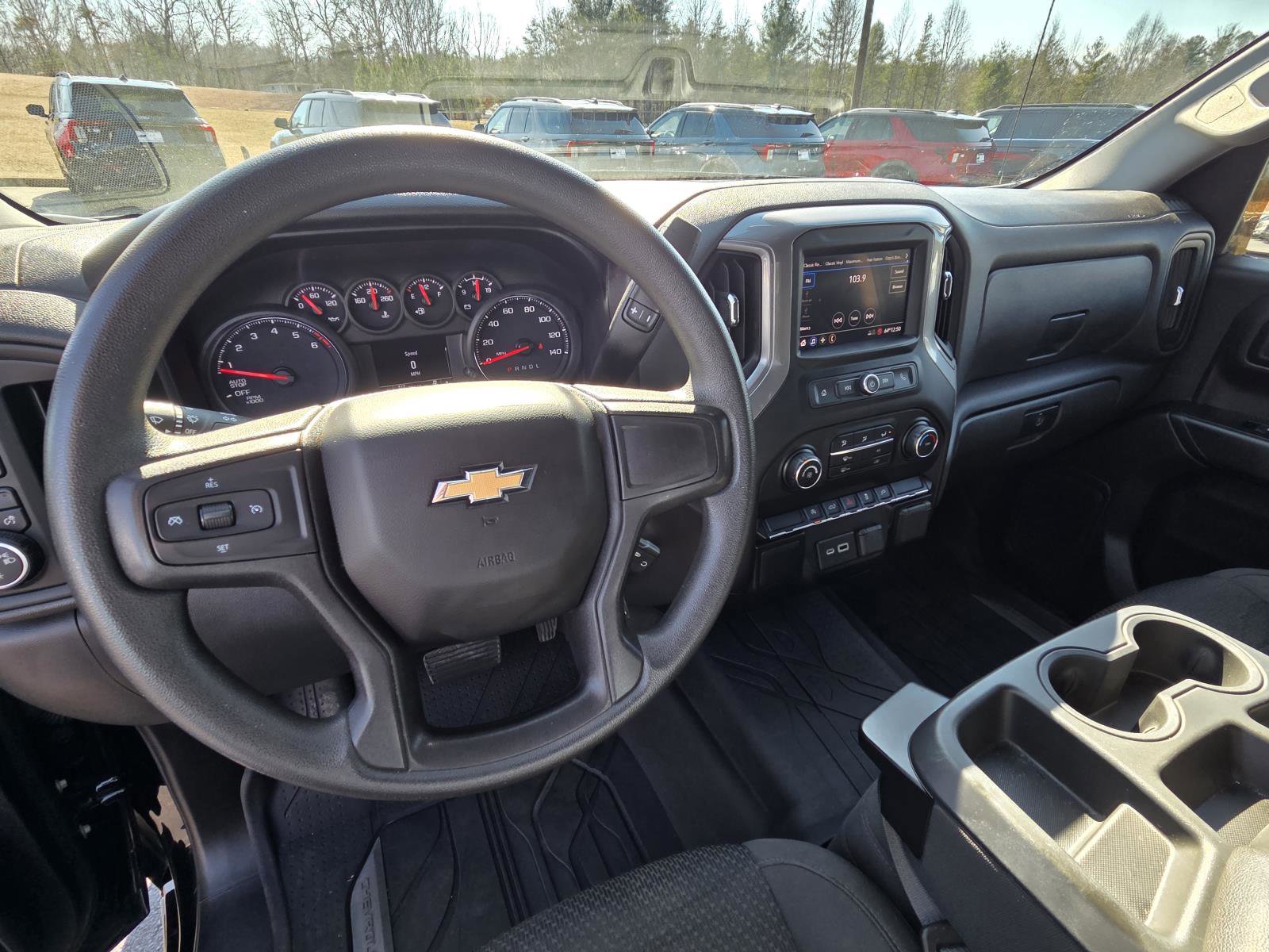 Used 2021 Chevrolet Silverado 1500 Custom image 10