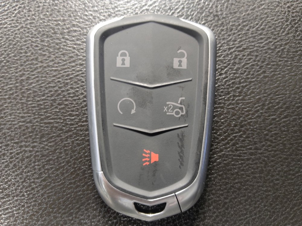 Used 2020 Cadillac XT4 Premium Luxury FWD image 32