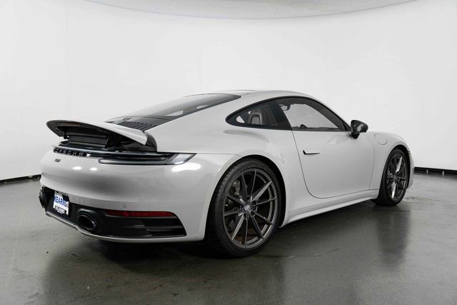 Used 2024 Porsche 911 Carrera T image 8