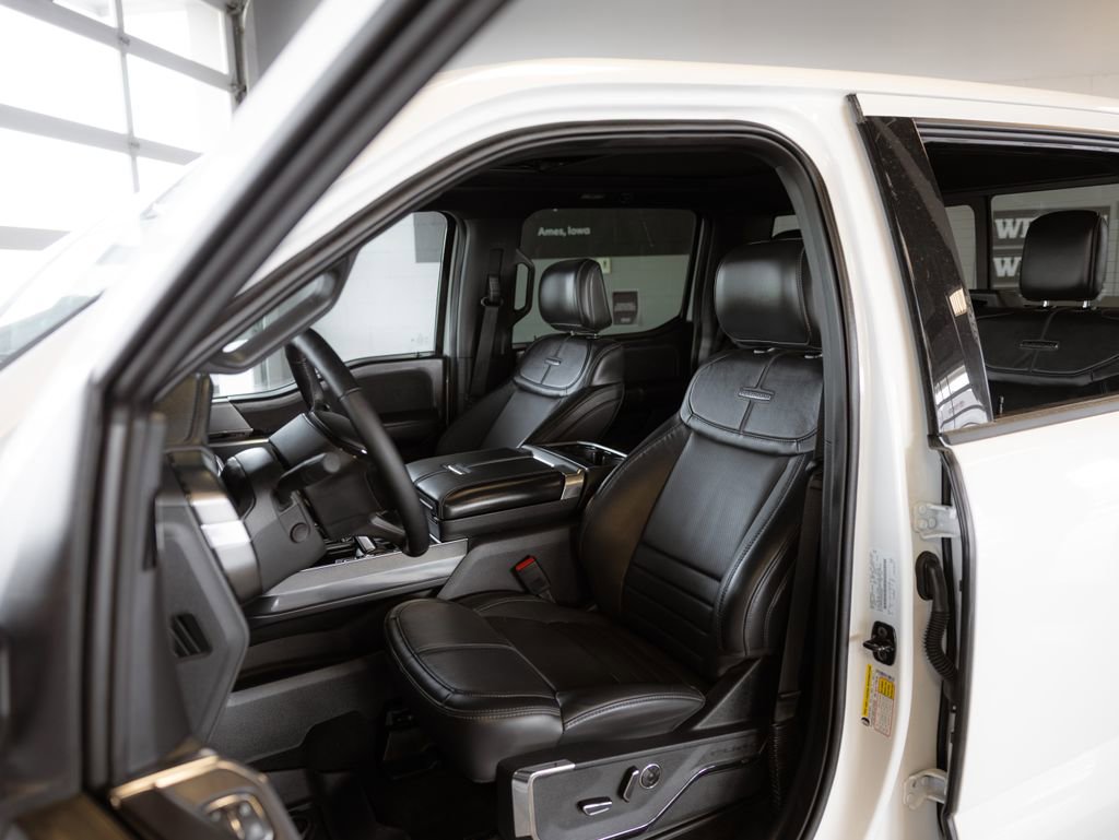 Used 2025 Ford F150 Platinum w/ Equipment Group 702A High AWD/4WD image 10