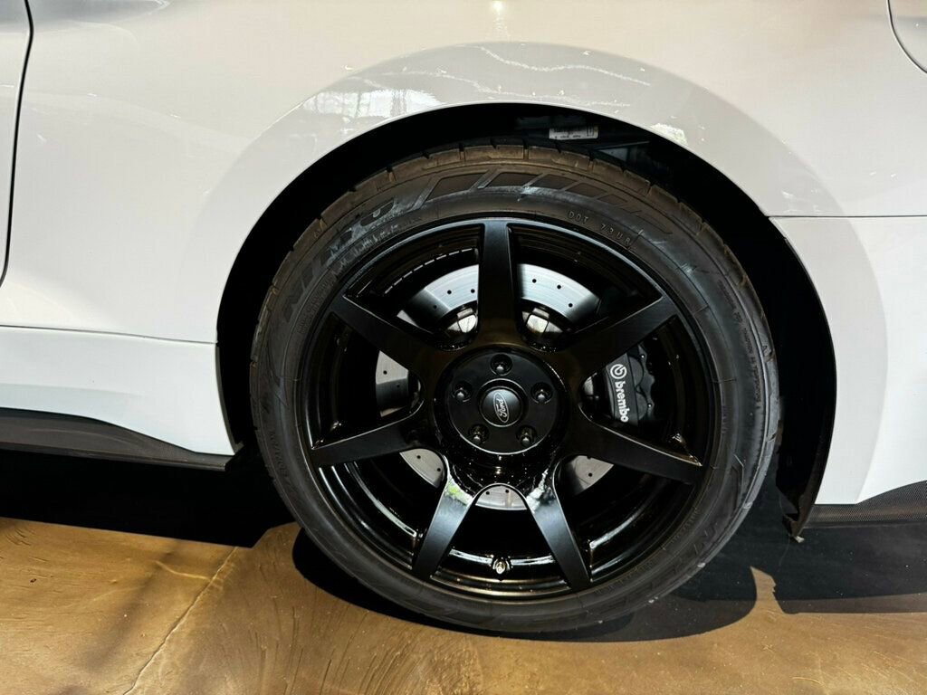 Used 2017 Ford Mustang Shelby GT350 RWD image 23