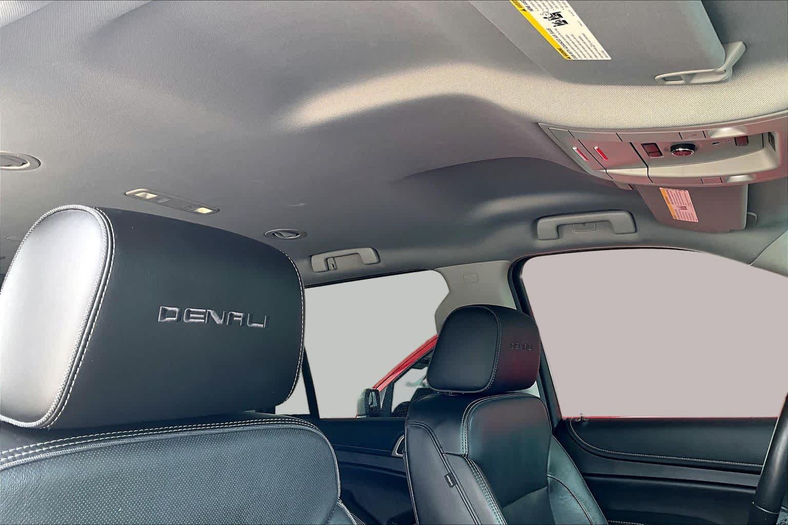 Used 2019 GMC Yukon Denali AWD/4WD image 14
