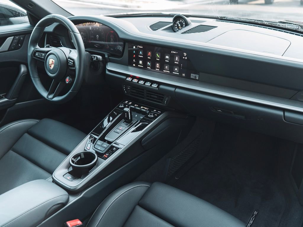 Used 2025 Porsche 911 Carrera image 11