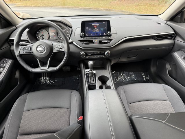 Used 2025 Nissan Altima 2.5 S FWD image 27