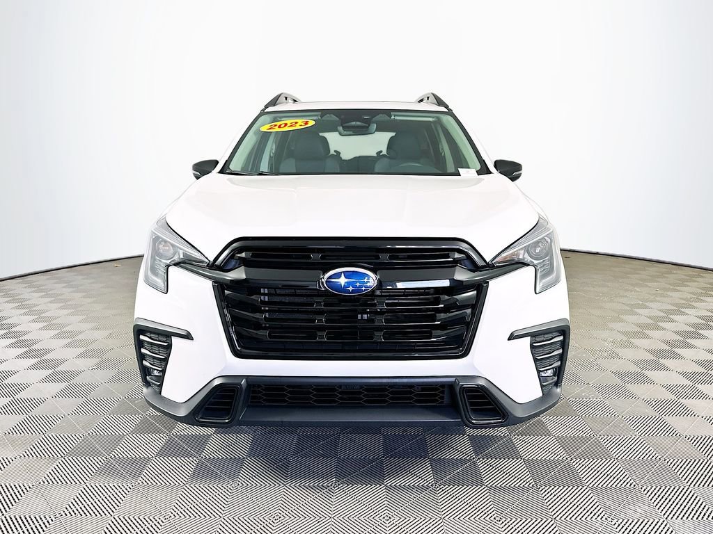 Used 2023 Subaru Ascent Onyx Edition image 4