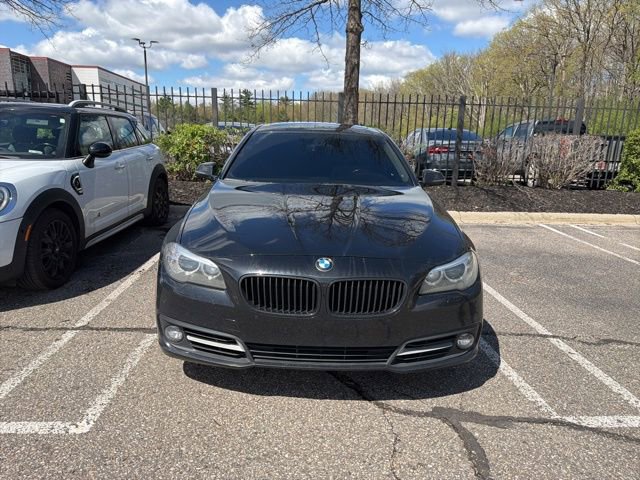 Used 2016 BMW 528i xDrive Sedan AWD/4WD image 2