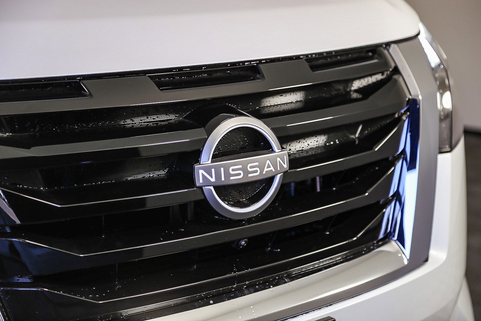 New 2025 Nissan Pathfinder Platinum image 6
