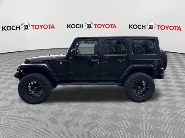 Used 2016 Jeep Wrangler Unlimited Sahara image 4