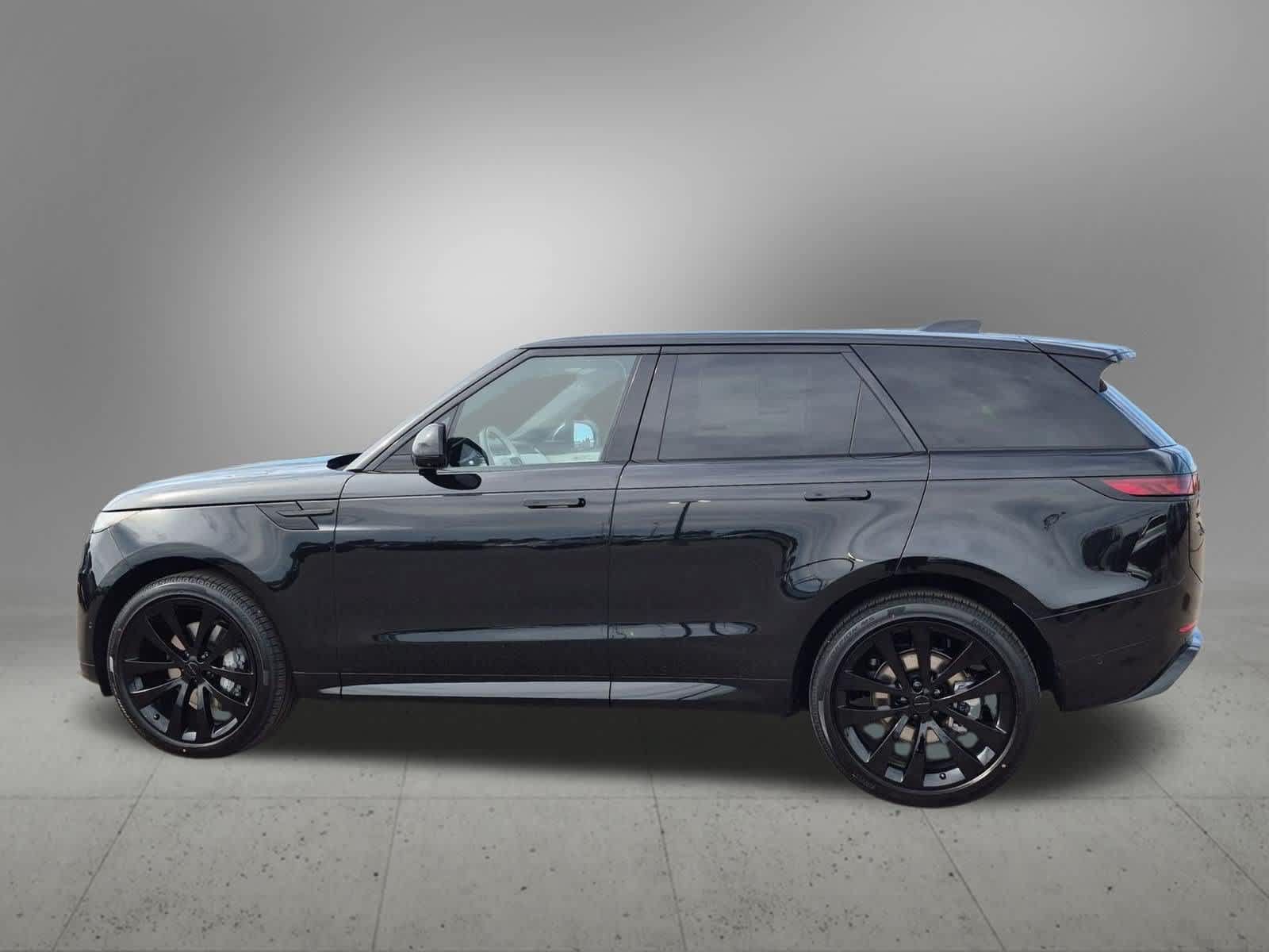 New 2027 Land Rover Range Rover Sport Dynamic SE AWD/4WD image 3