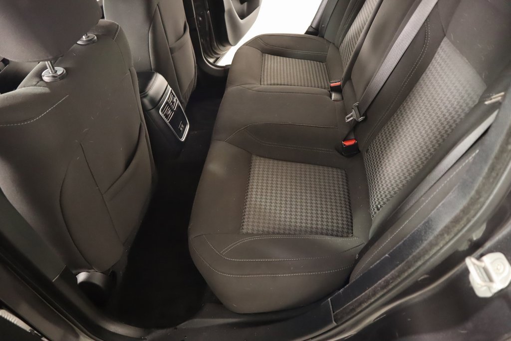 Used 2021 Dodge Charger SXT w/ Driver Convenience Group image 13