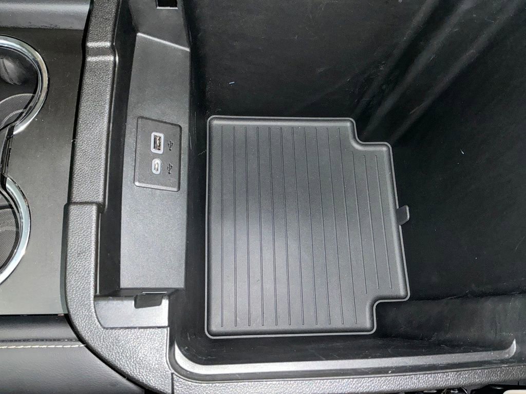 Certified 2022 GMC Yukon SLT w/ SLT Premium Package image 14