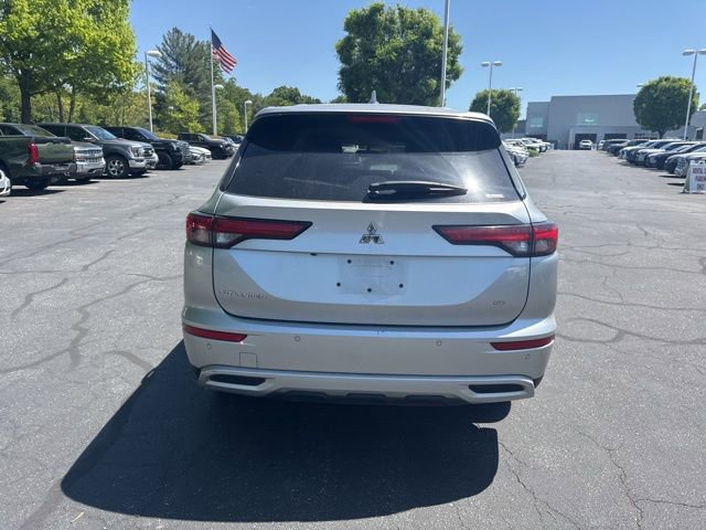 Used 2024 Mitsubishi Outlander SE AWD/4WD image 5