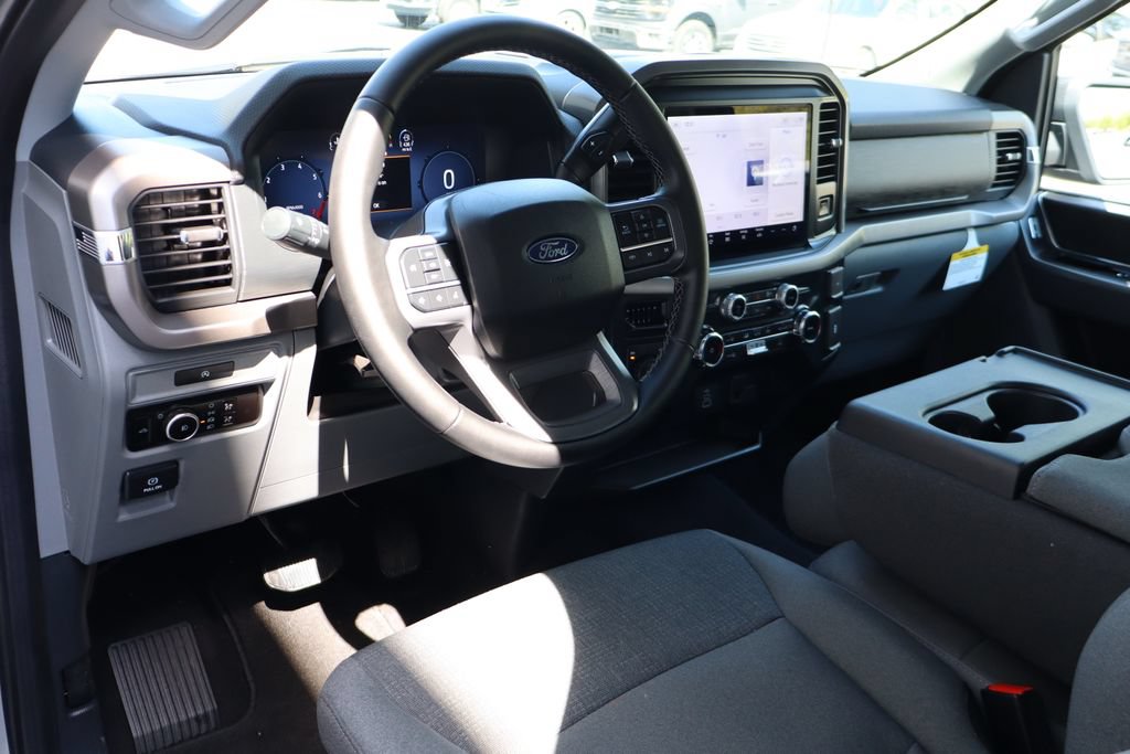 Used 2025 Ford F150 XLT w/ Equipment Group 301A Standard AWD/4WD image 4