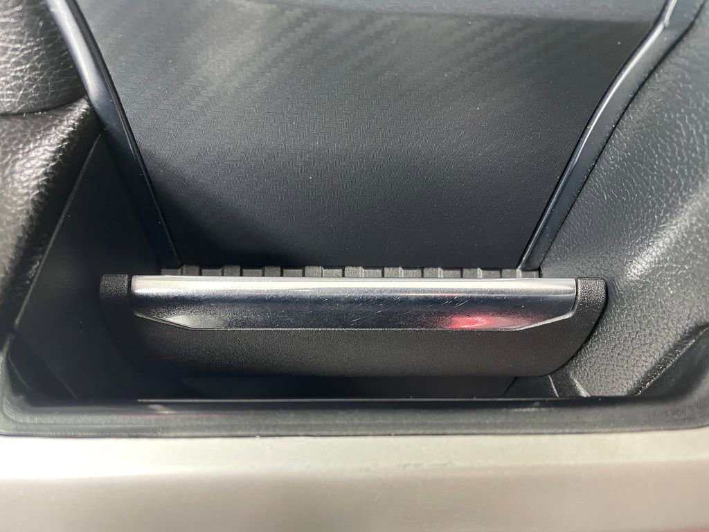 Used 2020 Ford F150 Lariat image 21