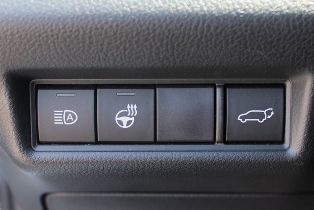 Used 2025 Toyota Grand Highlander AWD image 17