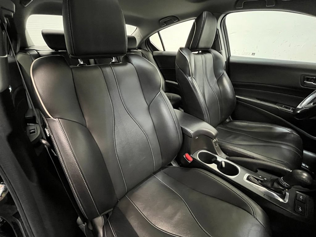 Used 2020 Acura ILX FWD image 12