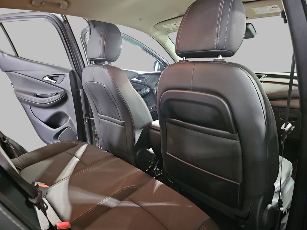 Used 2023 Buick Encore GX Select image 14