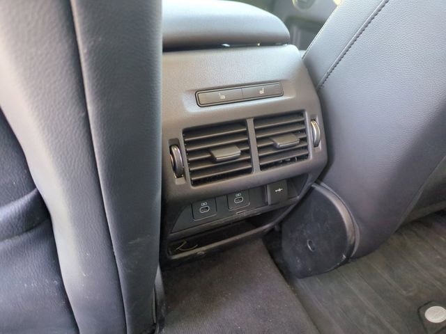 Used 2025 Land Rover Discovery Sport S image 13