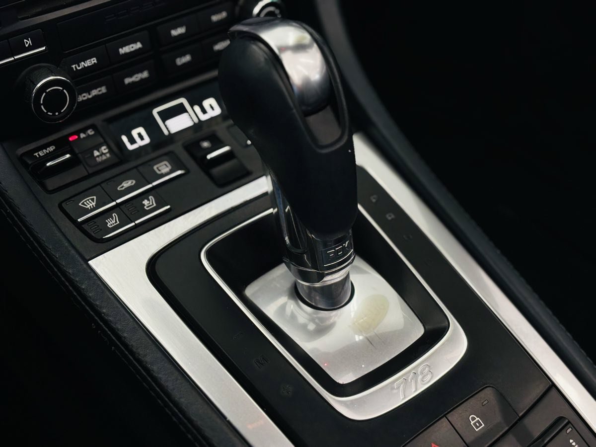 Used 2019 Porsche 718 Boxster RWD image 54