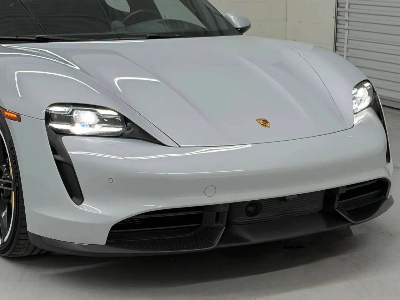 Used 2021 Porsche Taycan Turbo S AWD/4WD image 44