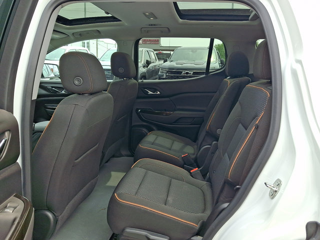 Certified 2023 GMC Acadia AT4 AWD/4WD image 10