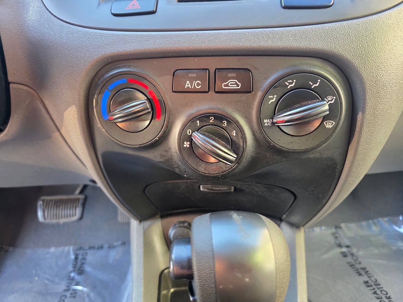 Used 2010 Kia Rio5 w/ Value Pkg FWD image 27