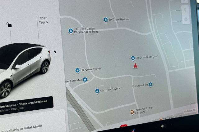 Used 2021 Tesla Model Y Long Range image 40