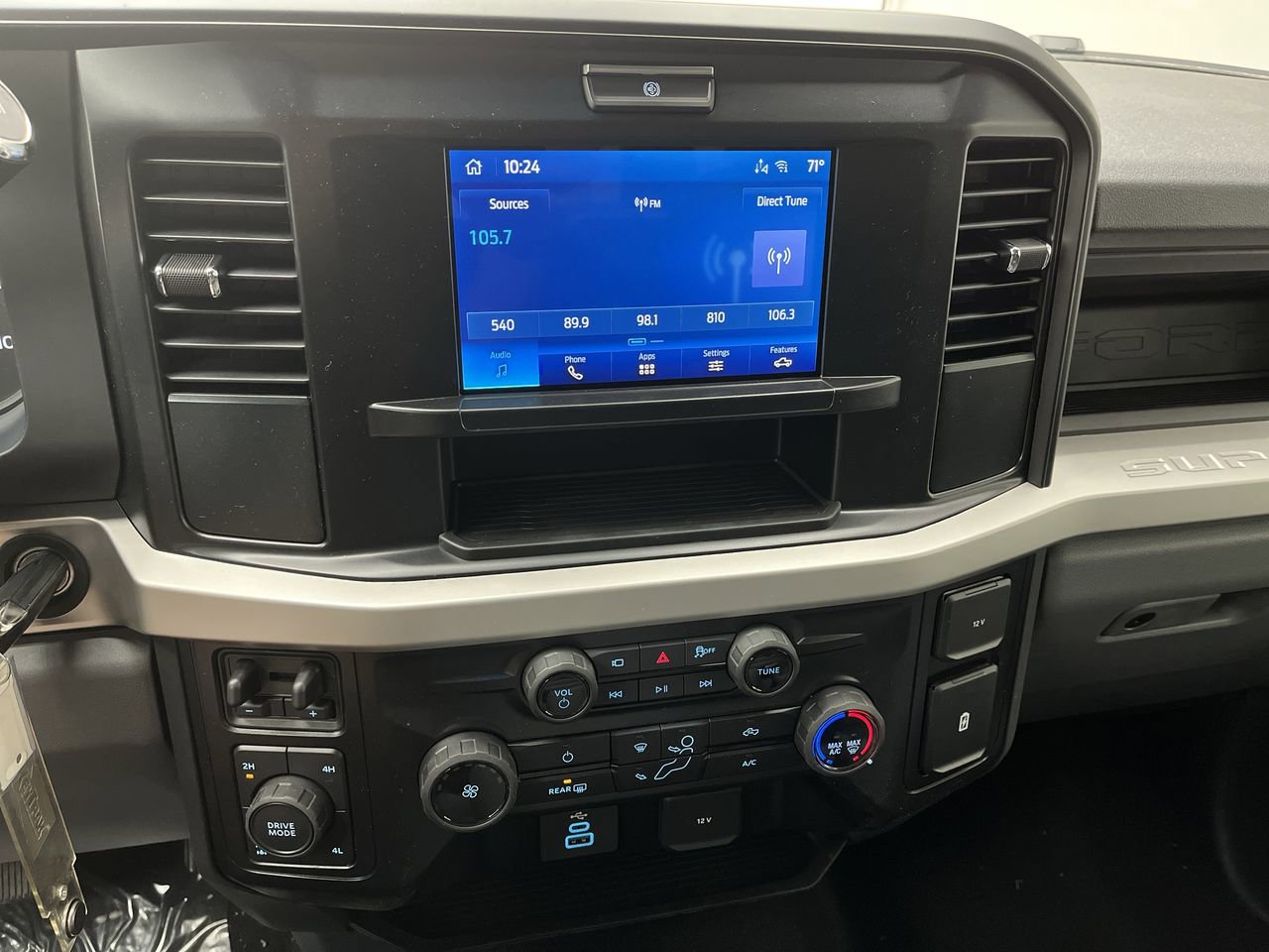 New 2025 Ford F250 XL w/ STX Appearance Package AWD/4WD image 15