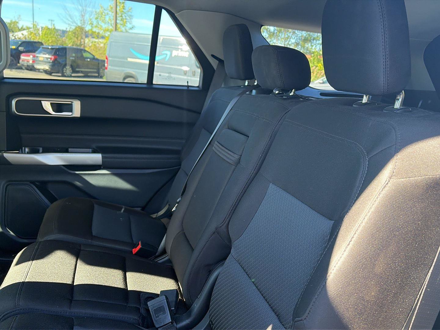 Used 2023 Ford Explorer XLT AWD/4WD image 9