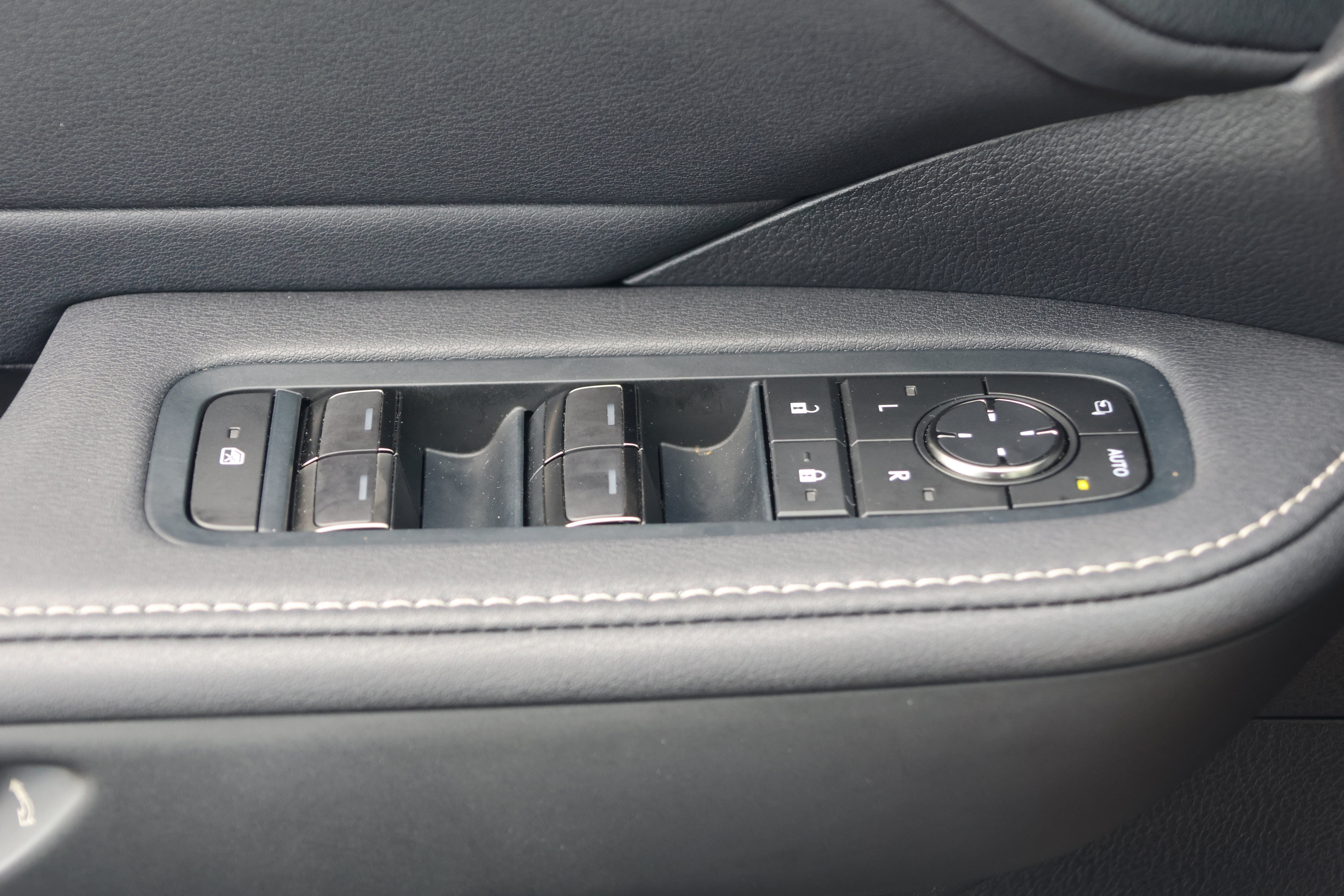 Certified 2025 Lexus TX 350 FWD w/ Technology Package image 13