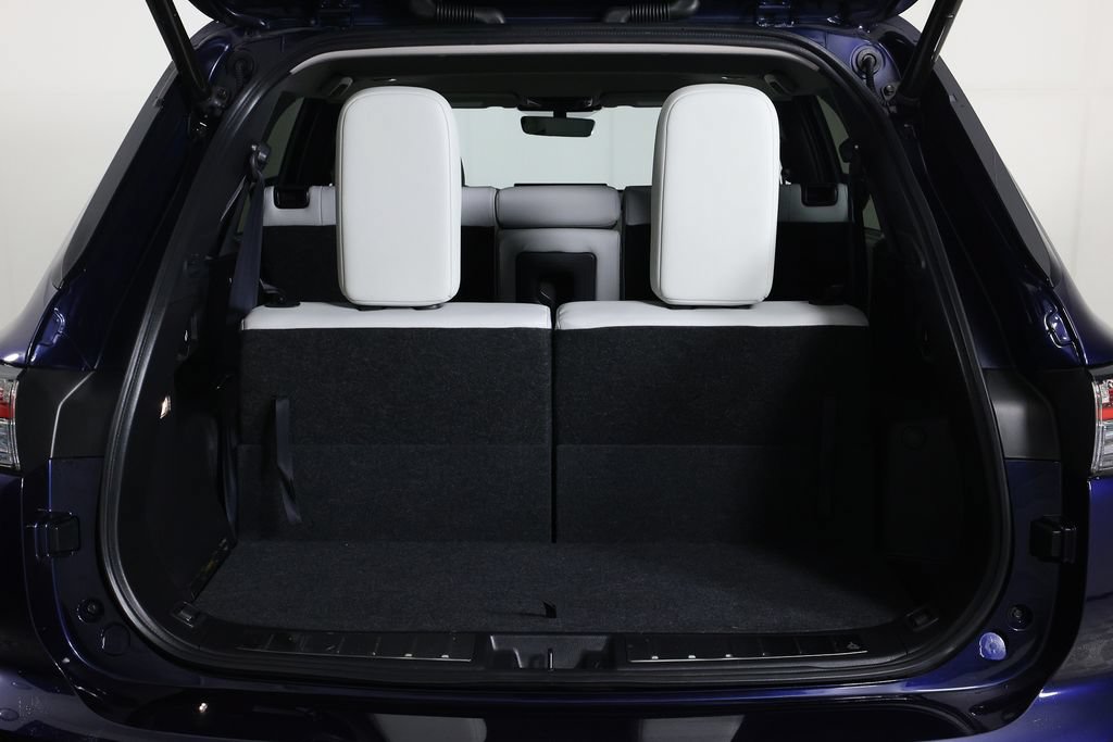 Used 2025 Mitsubishi Outlander SE FWD image 13